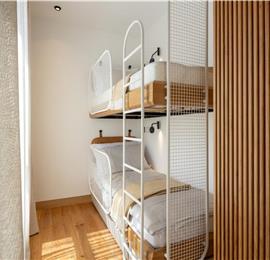 4 Bedroom Luxury Villa with Heated Pool and boat mooring, Ciovo near Trogir – Sleeps 8